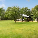 Casa vacanze Lovely In With Wifi *