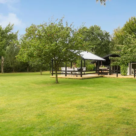 Prázdninový dům Lovely In With Wifi *