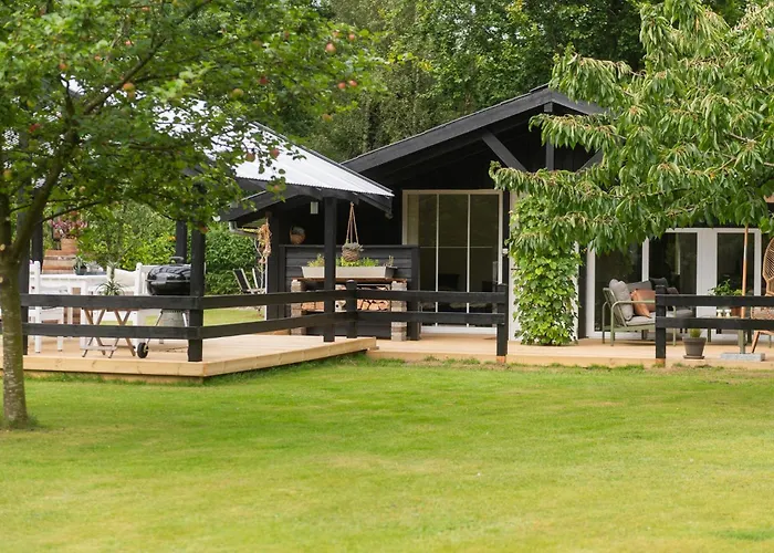 Lovely In With Wifi Holiday home